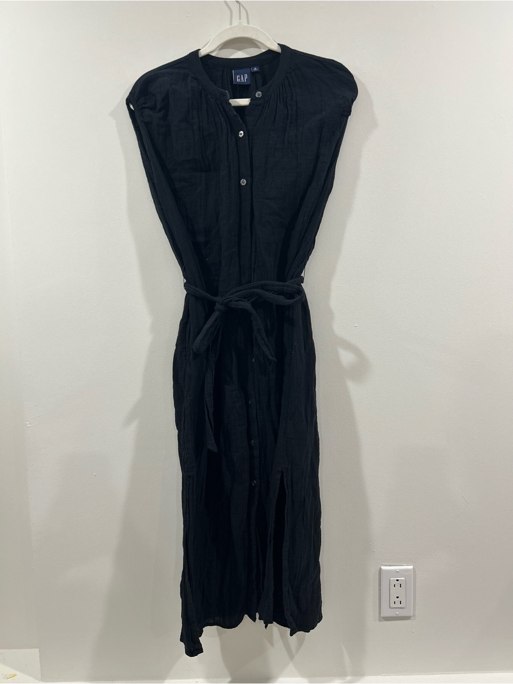 GAP Black Button-Front Maxi Dress with Tie Waist